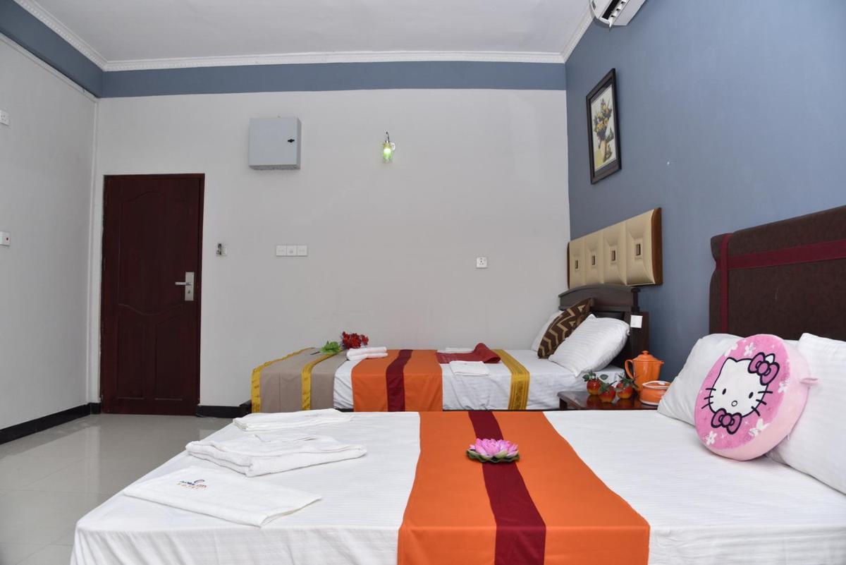 Global City Hotel Maligawatta Esterno foto